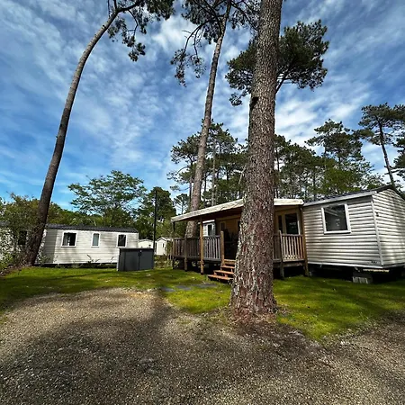 Campsite Grand Mobil Home Tout Confort - Camping Les Oyats 4 Etoiles *